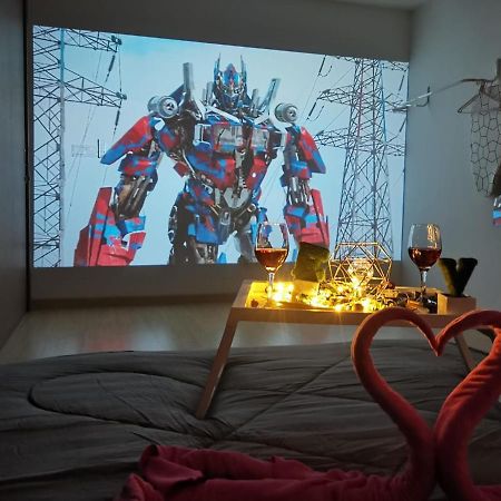 شقة Dsara Big Cinema Netflix Projector Next Sb Hospital سونغاي بولوه المظهر الخارجي الصورة