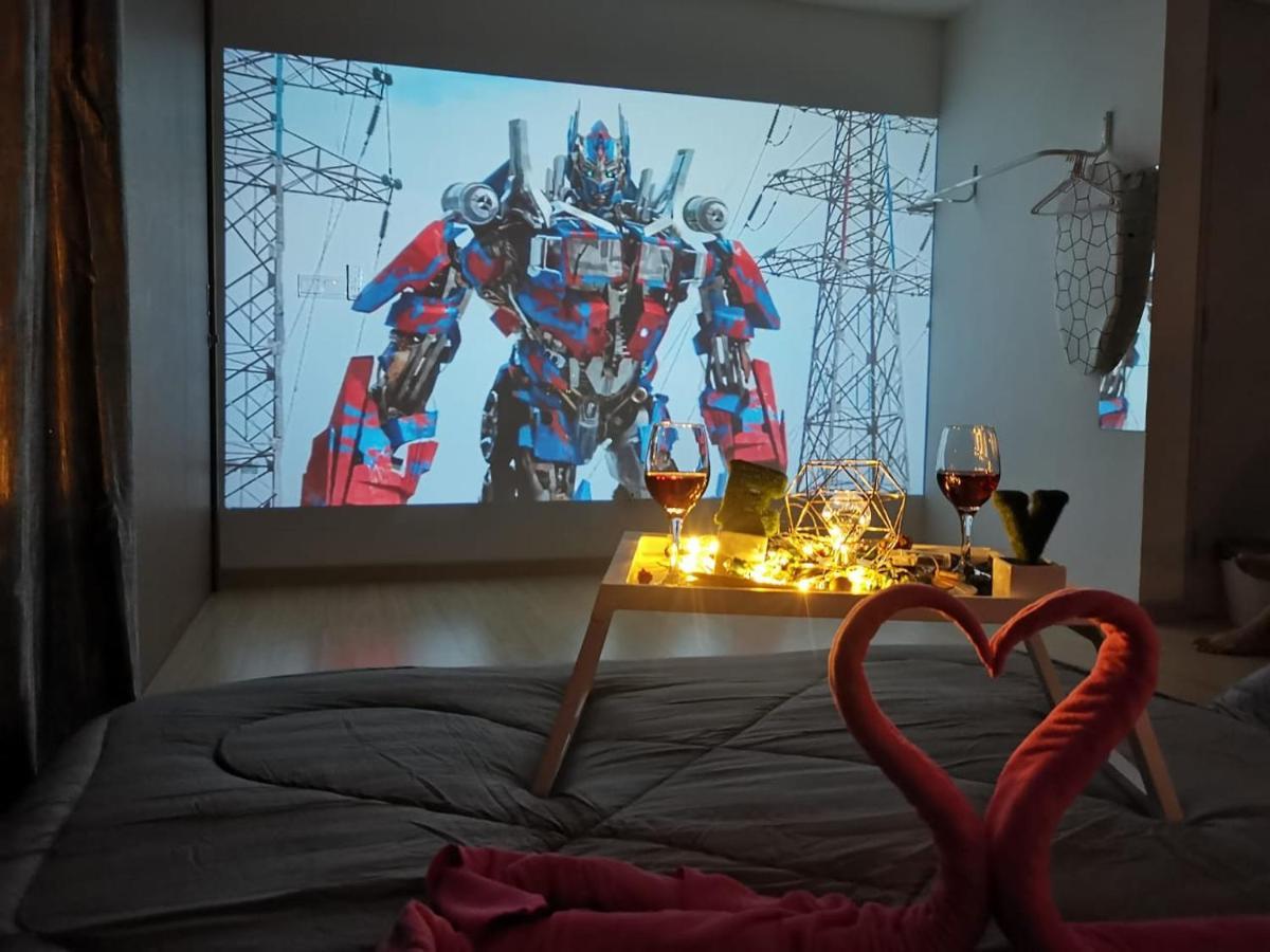 شقة Dsara Big Cinema Netflix Projector Next Sb Hospital سونغاي بولوه المظهر الخارجي الصورة